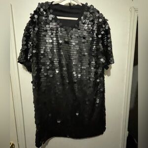 - ASOS Plus size  Pullover Black Sequin Top